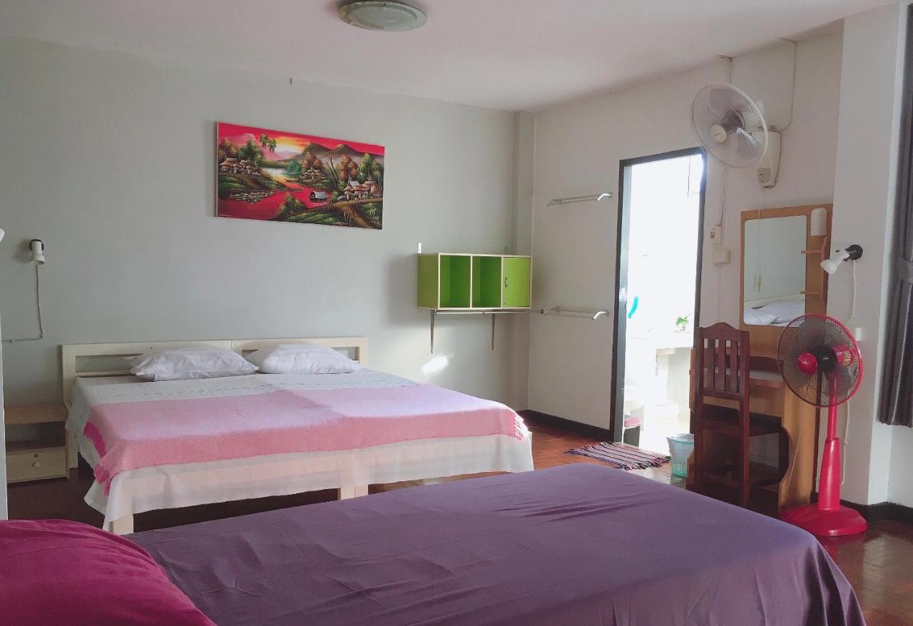 Wayside Guesthouse Chiang Mai Exterior photo