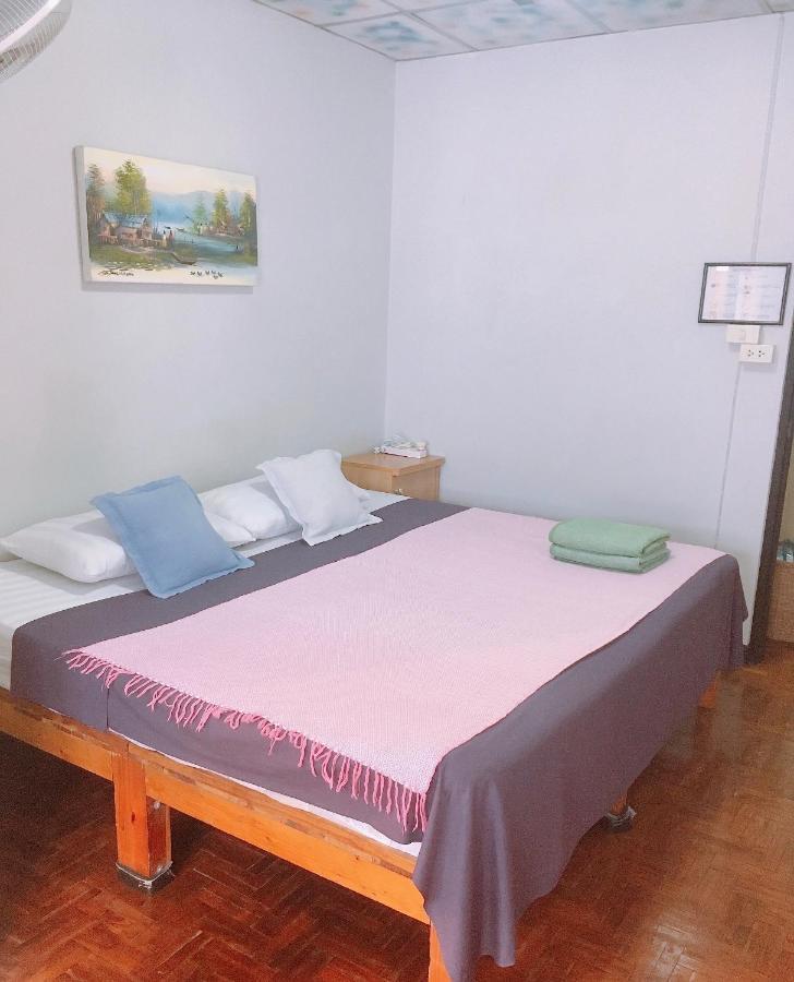 Wayside Guesthouse Chiang Mai Exterior photo
