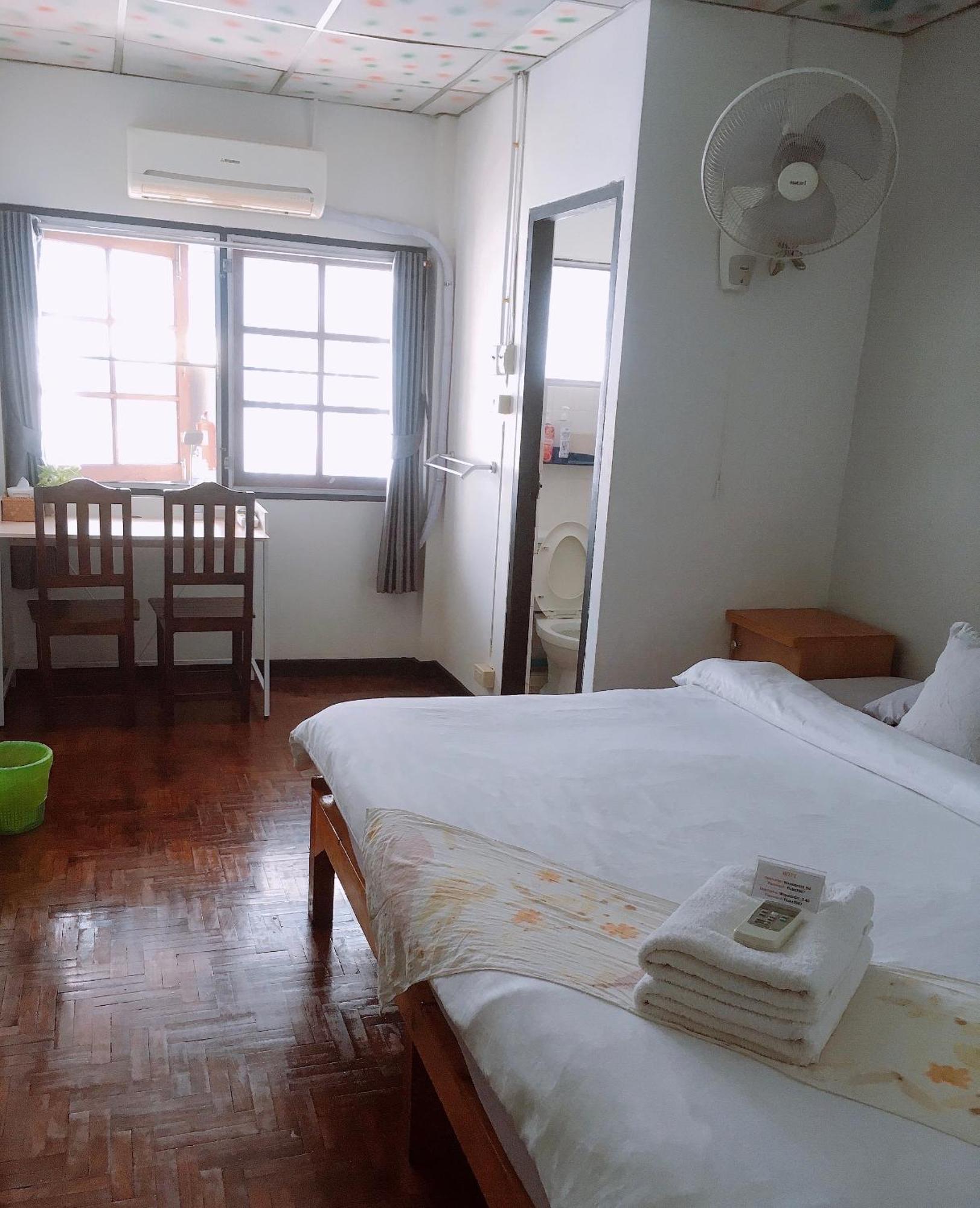 Wayside Guesthouse Chiang Mai Exterior photo